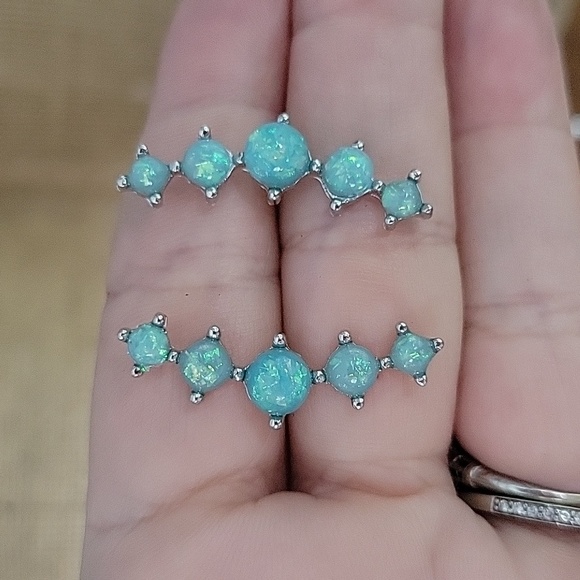 Opalescent Bubble Stud Crawlers - Picture 7 of 8